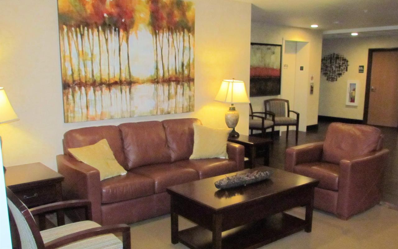 Oak Hill Inn & Suites Canton Екстериор снимка
