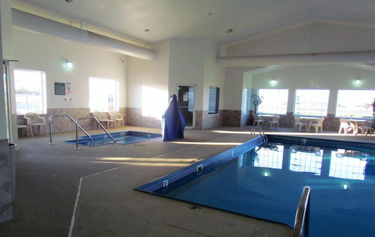 Oak Hill Inn & Suites Canton Екстериор снимка