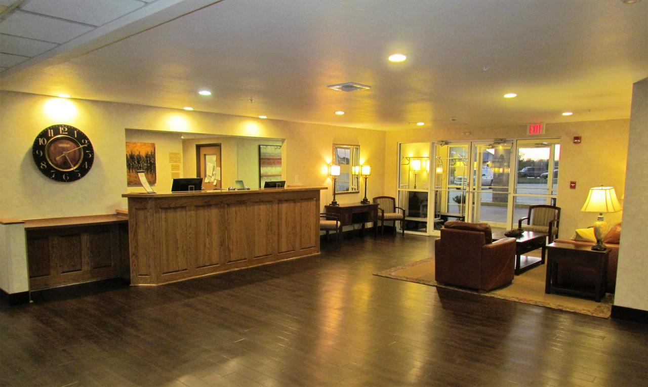 Oak Hill Inn & Suites Canton Екстериор снимка