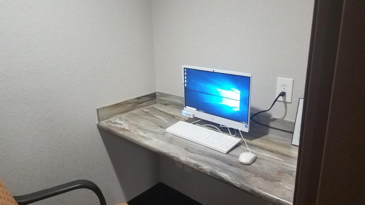 Oak Hill Inn & Suites Canton Екстериор снимка